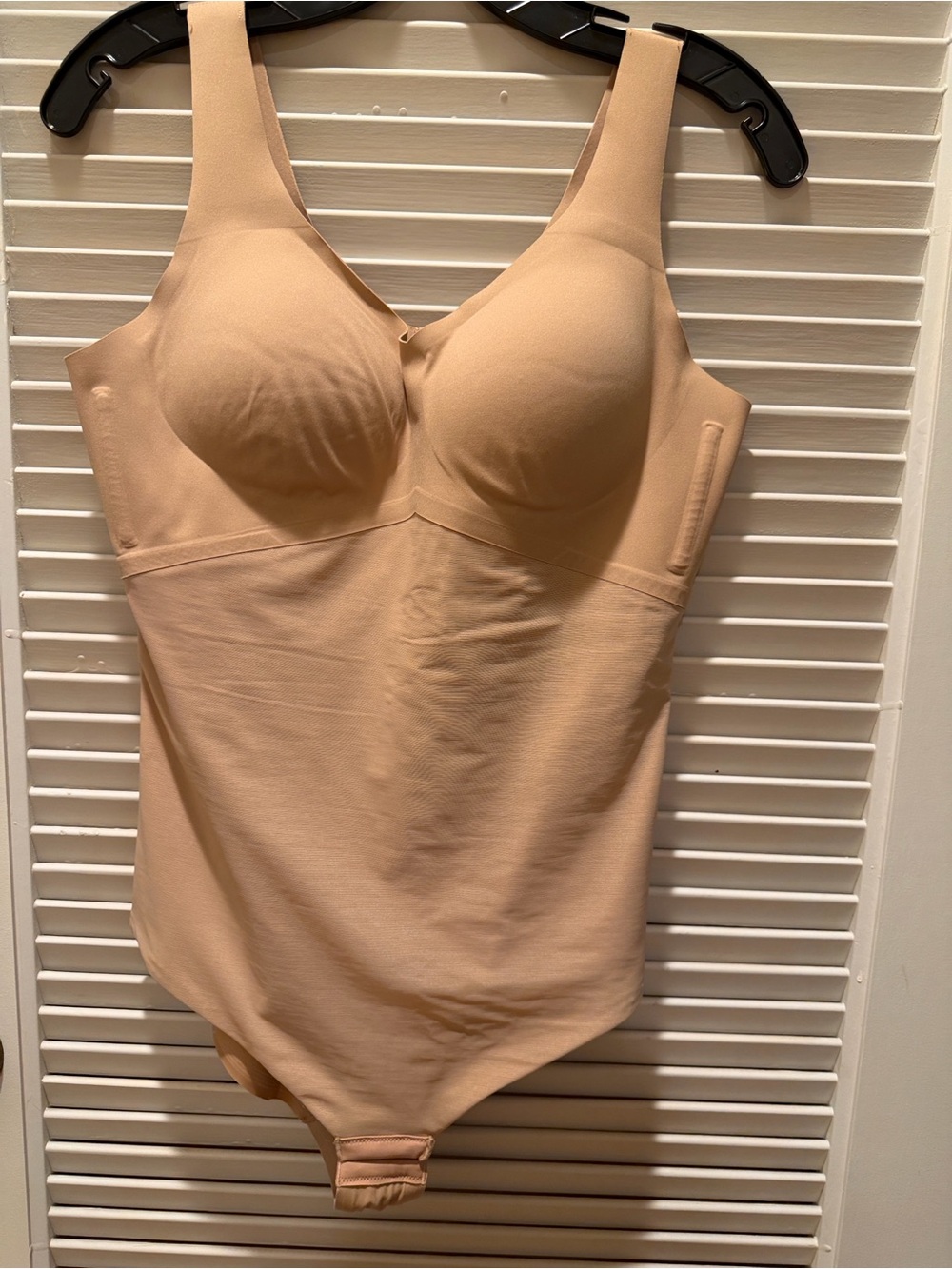 Honeylove Nude Toned Seamless Sculpting Bodysuit - Picture 3 of 4